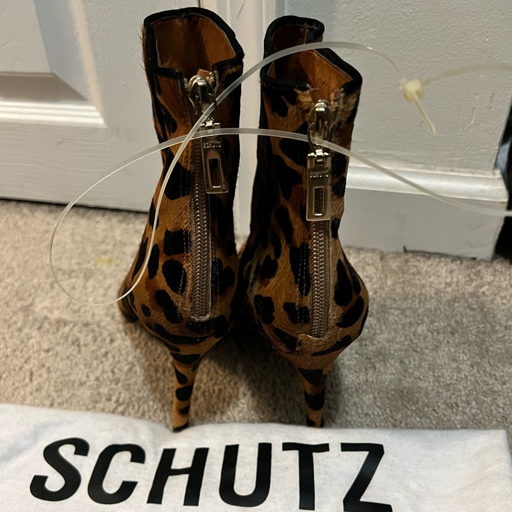Brand new - Schutz booties pony hair leopard print 🔥🔥 - Picture 2 of 7